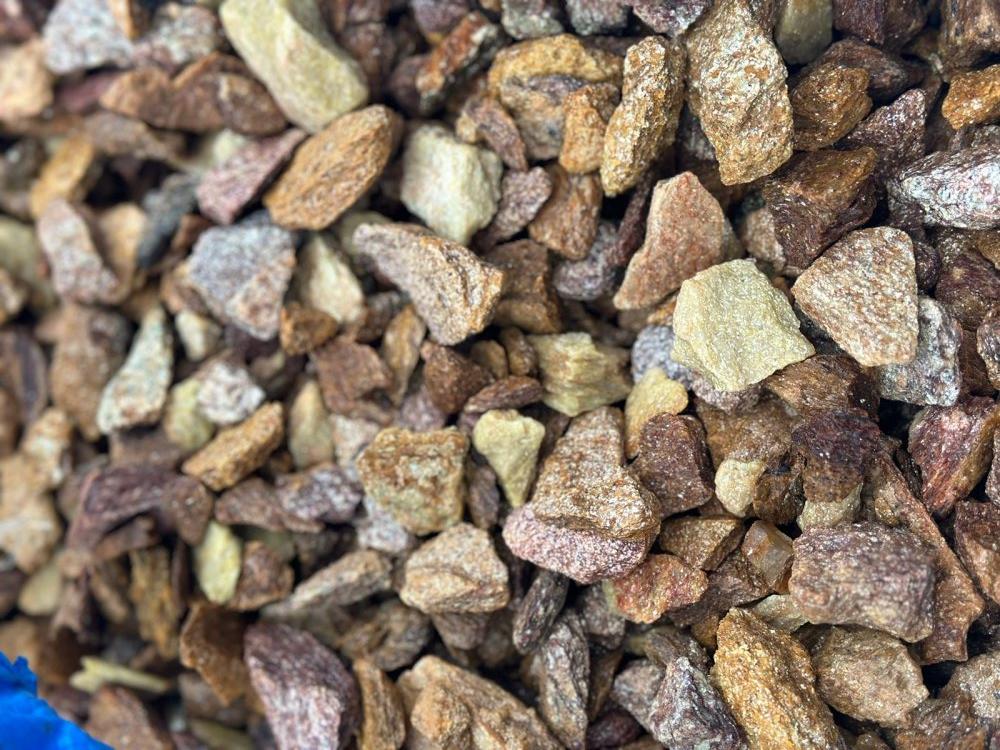 Златолит персиковый декоративная каменная крошка купить в Тверской области