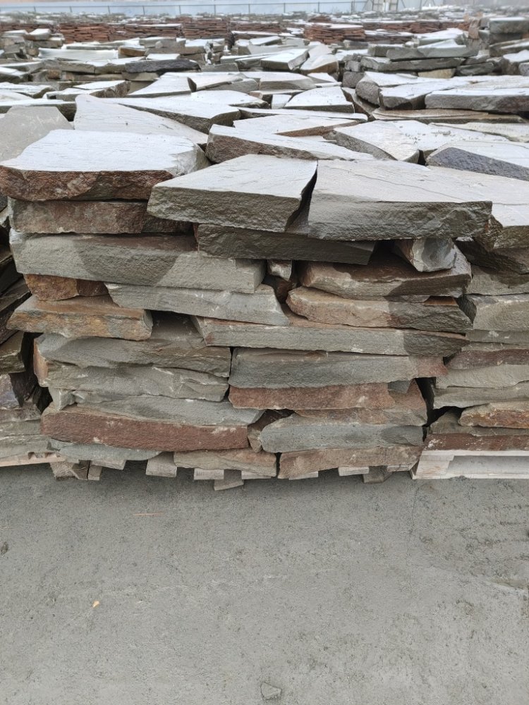 Плитняк песчаник серо-зелёный для мощения 60-65 мм купить в Тверской области