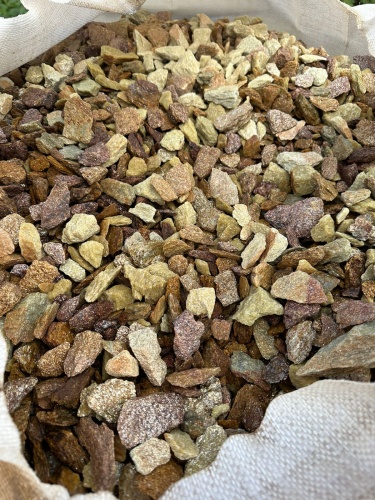 Златолит персиковый декоративная каменная крошка купить в Тверской области