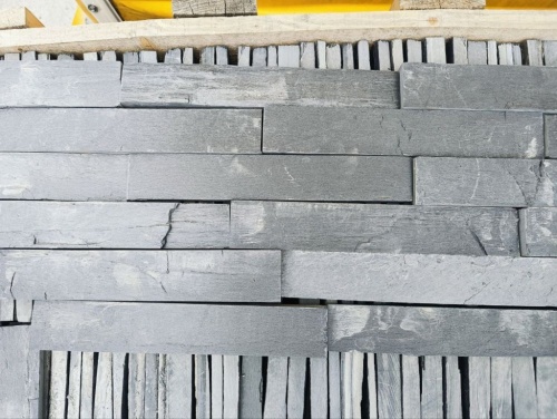 Плитка чёрная из натурального камня фасадная 30 см * 5 см, толщина 7 мм -30 мм купить в Тверской области