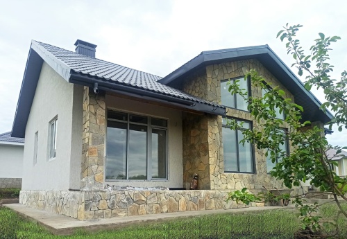 Плитняк златолит Уральский  для фасада купить в Тверской области