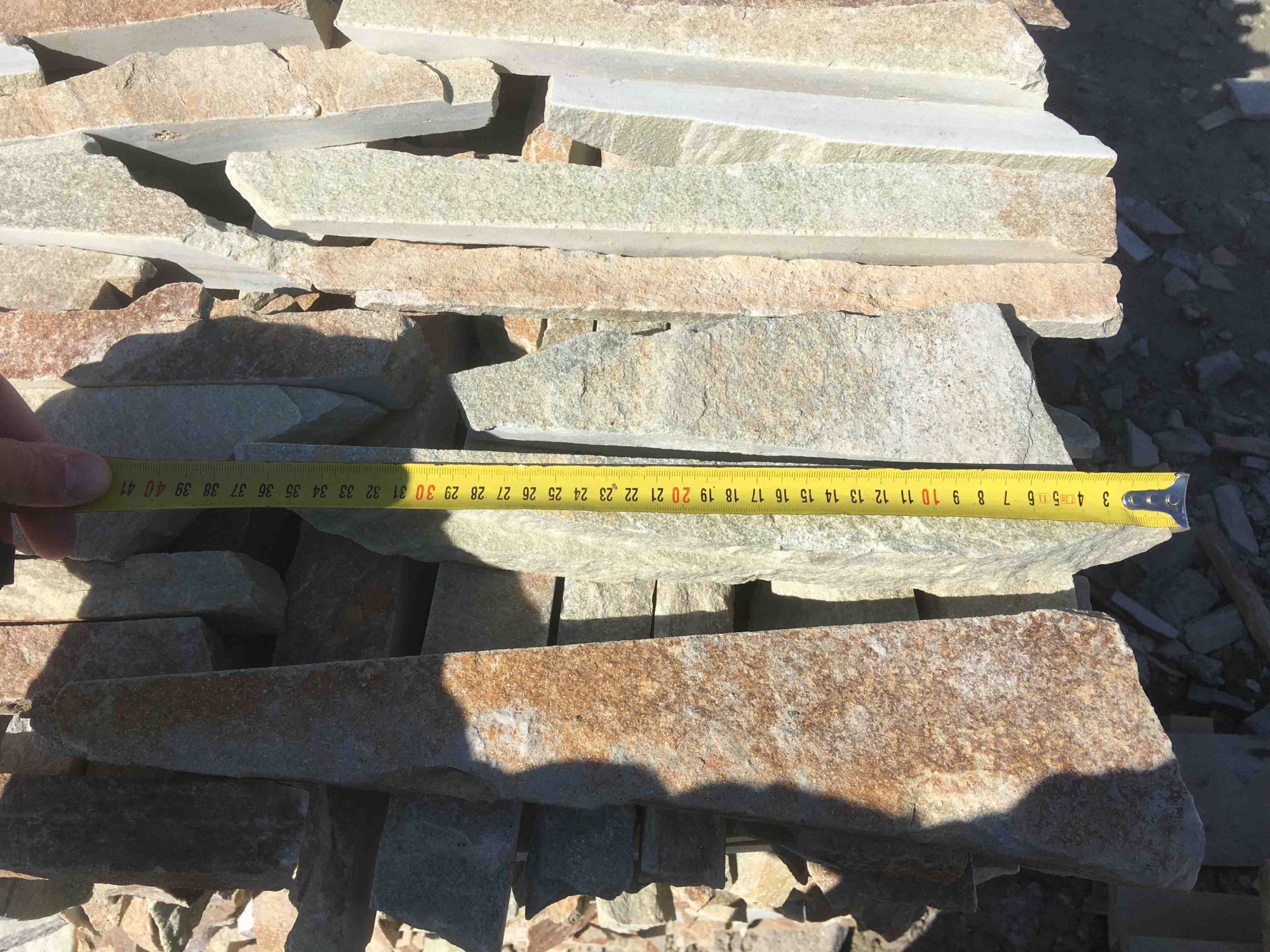 Горбушка златолит золотистый для облицовки купить в Тверской области