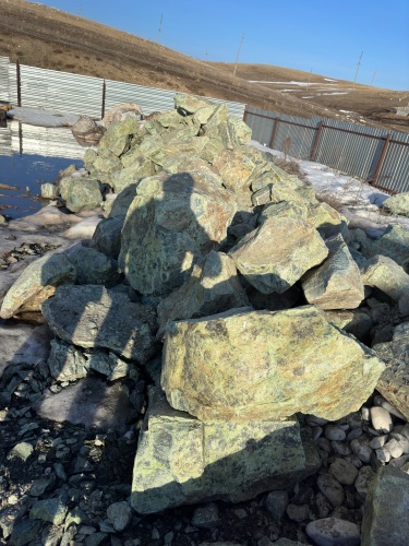 Камни для ландшафтного дизайна зелёные 10-60 килограмм купить в Тверской области