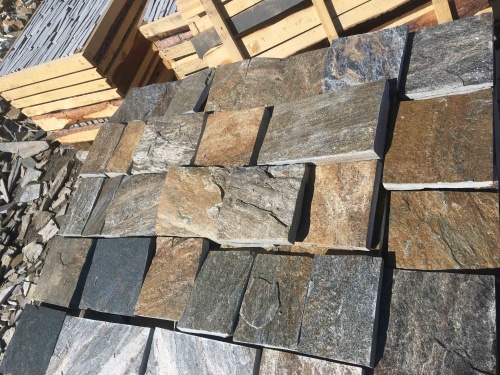 Плитка пилёная златолит Уральский для цоколя, отмостки купить в Тверской области