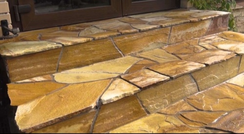 Плитняк златолит жёлтый золотистый для отмостки купить в Тверской области